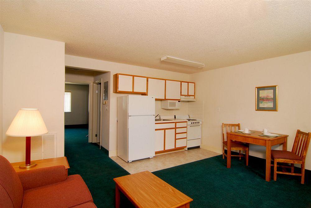 Affordable Suites Lexington Buitenkant foto