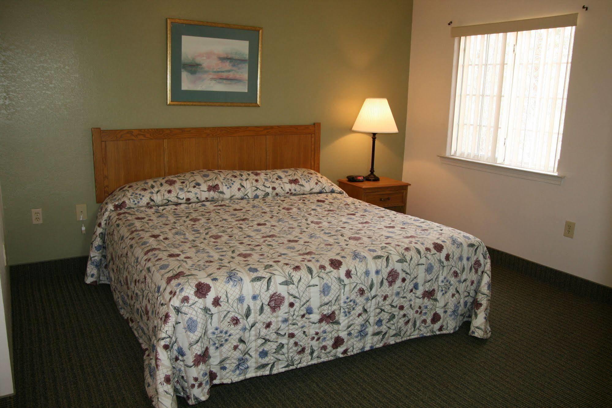 Affordable Suites Lexington Buitenkant foto